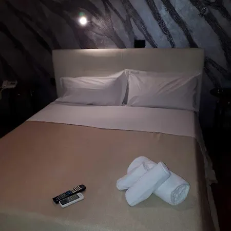 Hotel Como 3*