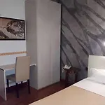 オテル コモ