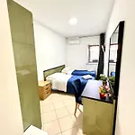 Hotel Como 3* Szirakúza