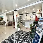 ホテル オテル コモ 3*