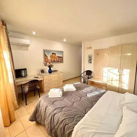 Отель Hotel Como
