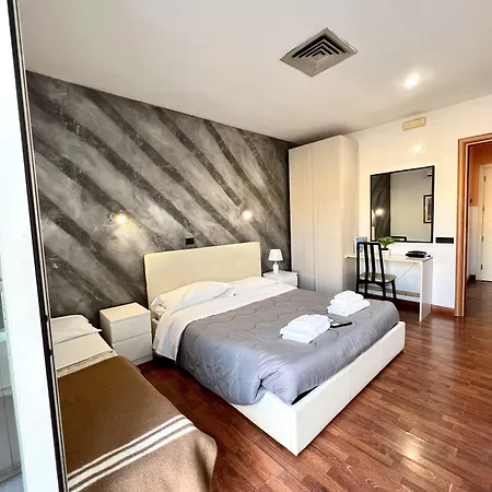 Hotel Como Ξενοδοχείο 3*