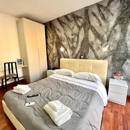 Hotel Como 3*