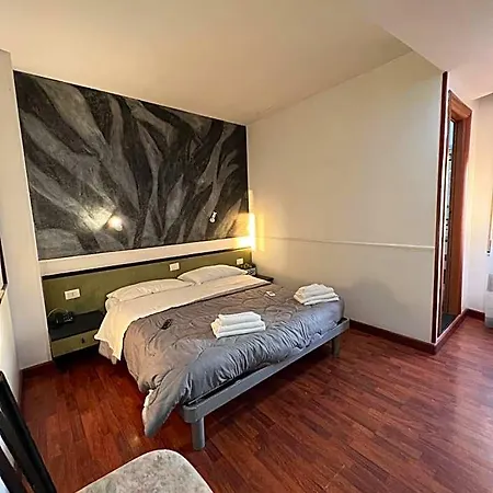 Hotel Como Отель
