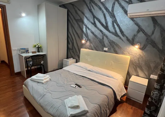 Hotel Como 3* Szirakúza